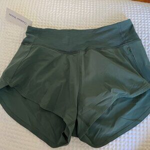 Outdoor Voices Evergreen Hudson 2.5" Short Small